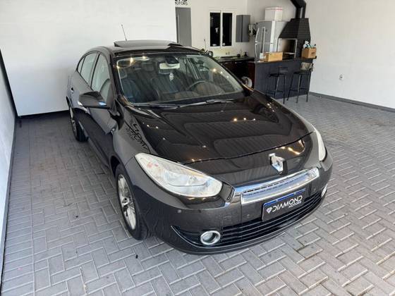 RENAULT FLUENCE 2.0 DYNAMIQUE 16V FLEX 4P AUTOMÁTICO